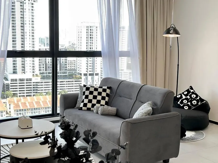 Georgetown Modern Stylish Urban 3Br, Infinitypool With Seaview, 3 Queen Bed Jelutong Apartment