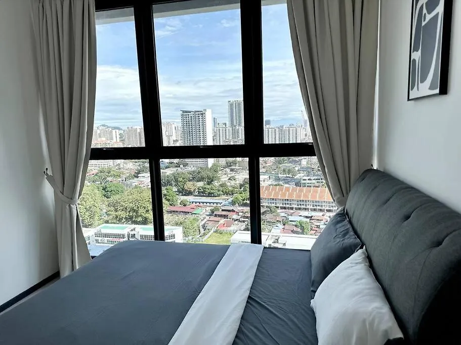 Georgetown Modern Stylish Urban 3Br, Infinitypool With Seaview, 3 Queen Bed Jelutong 0*,