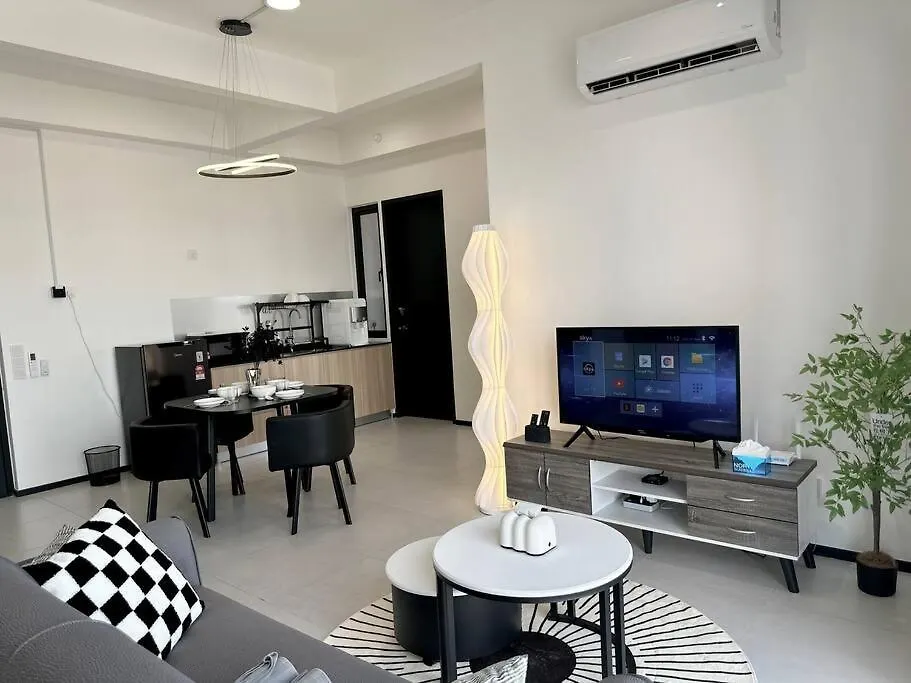 Georgetown Modern Stylish Urban 3Br, Infinitypool With Seaview, 3 Queen Bed Jelutong