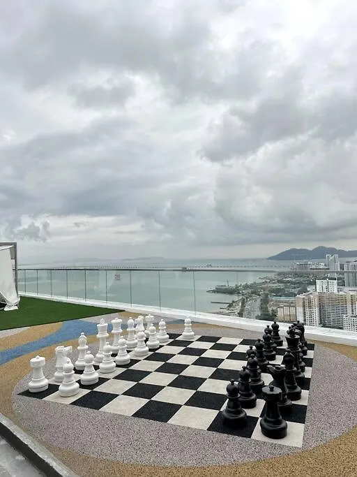 Georgetown Modern Stylish Urban 3Br, Infinitypool With Seaview, 3 Queen Bed Jelutong Malaysia