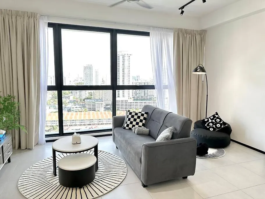 Apartment Georgetown Modern Stylish Urban 3Br, Infinitypool With Seaview, 3 Queen Bed Jelutong Malaysia